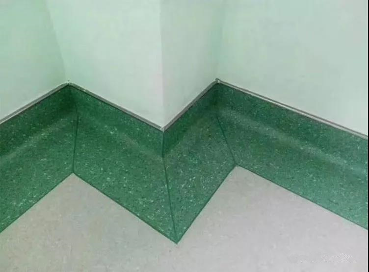 pvc塑膠地板是如何鋪裝上墻的？