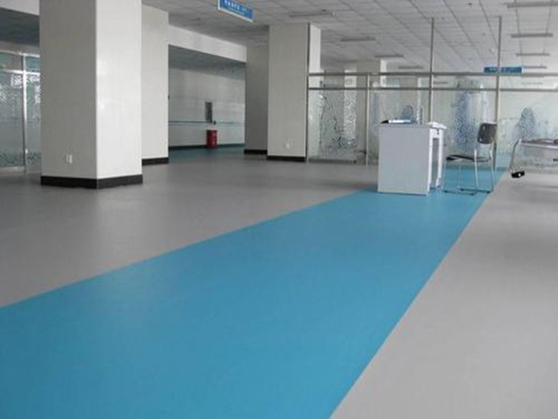 大巨龍為國內(nèi)PVC地板品牌而奮斗